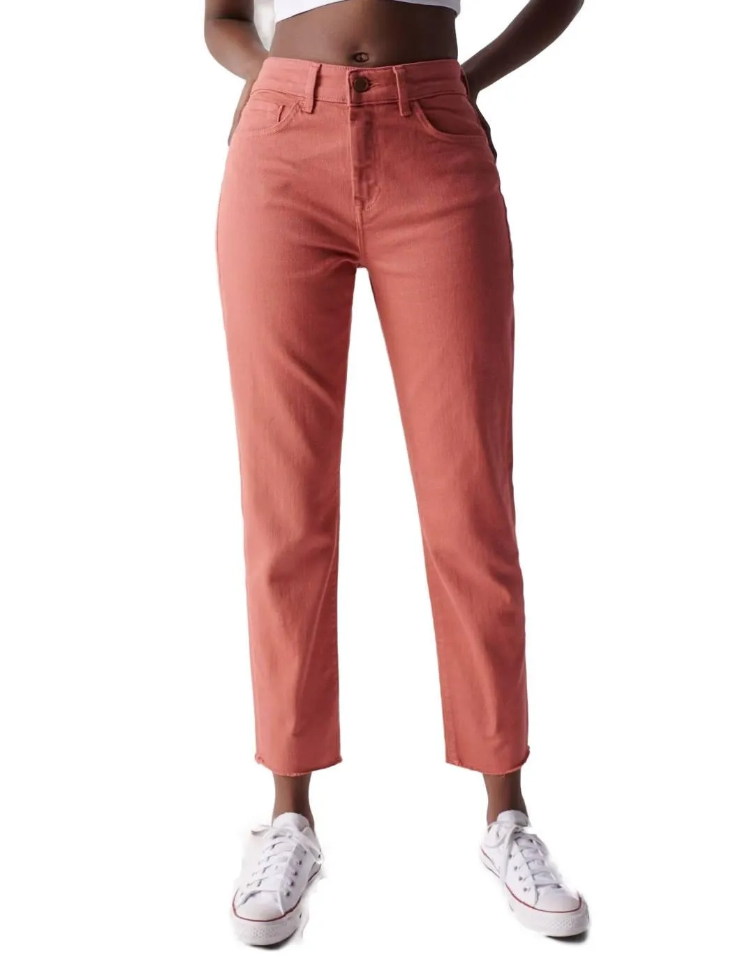 Pantalón vaquero Salsa true cropped slimb rojo teja de mujer